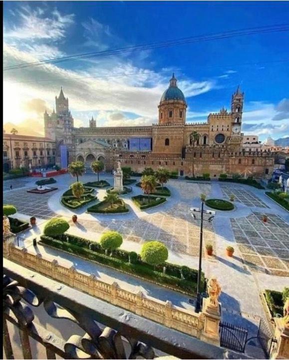Antico Vicolo Della Cattedrale Palermo Exterior foto
